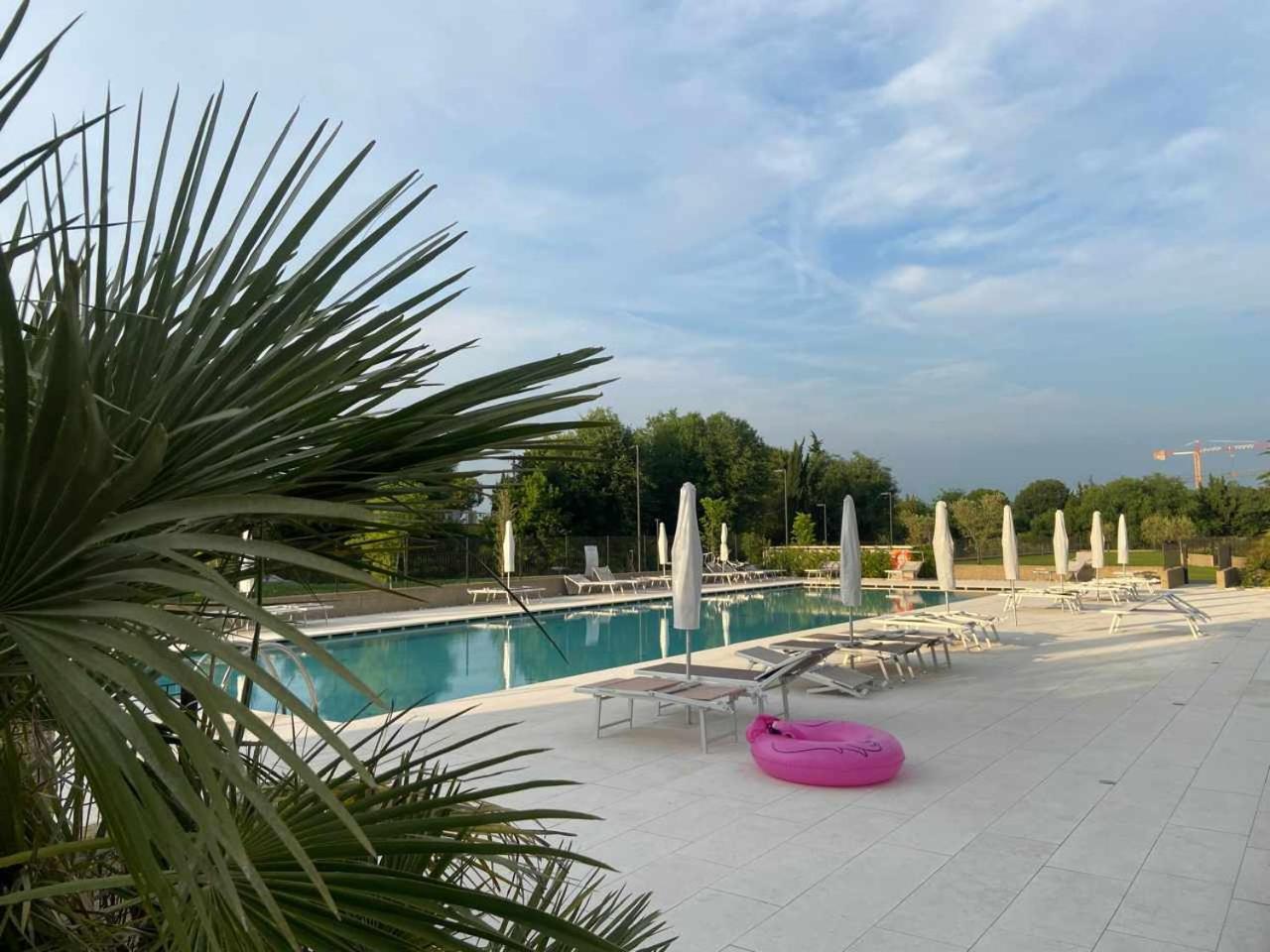 Garden Borgo Secolo Lägenhet Peschiera del Garda Exteriör bild